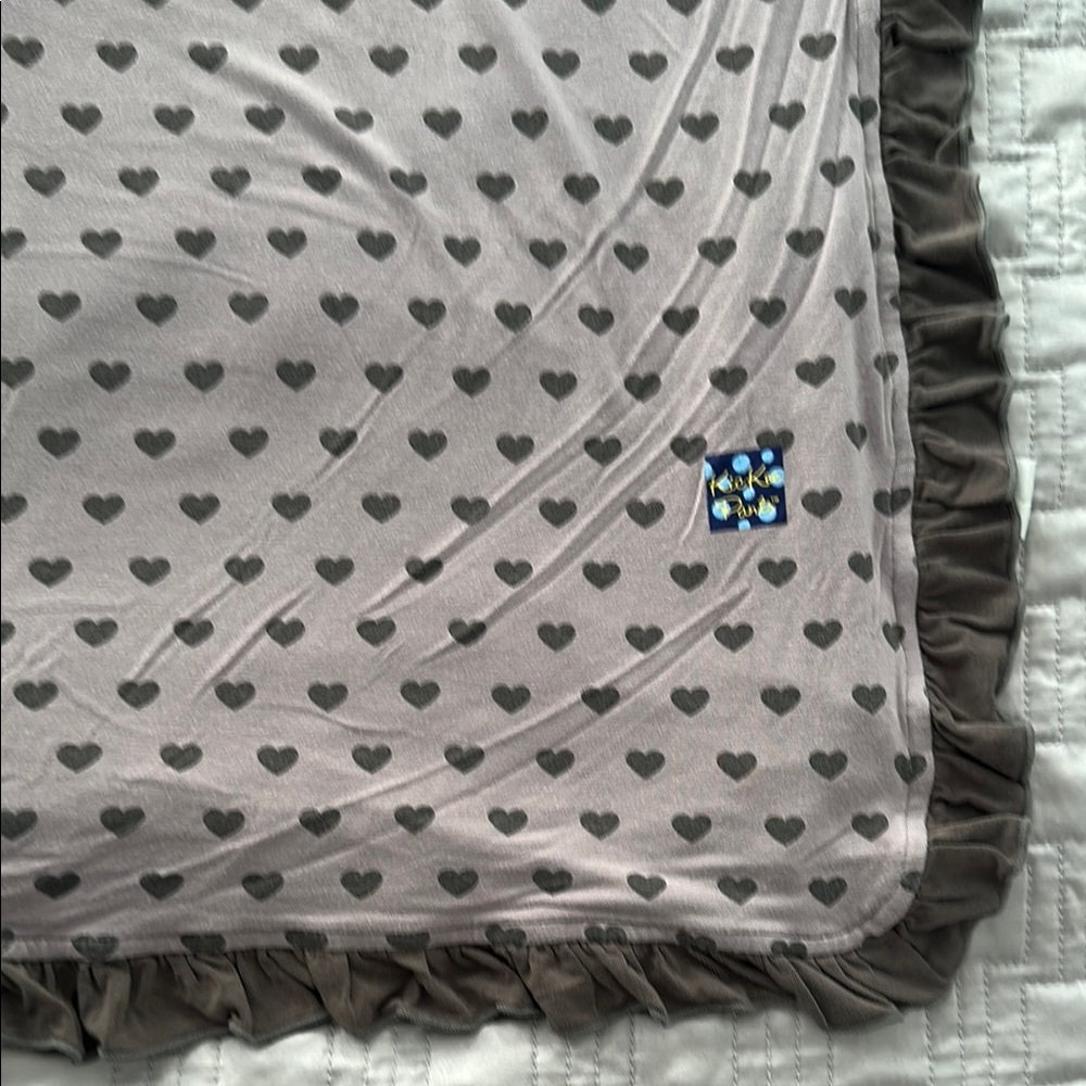 Kickee Pants Gray Heart Patterned Toddler Blanket with Ruffle Trim EUC